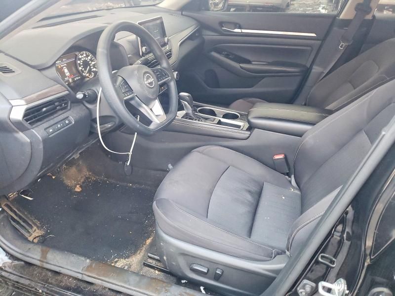 2023 Nissan Altima sv