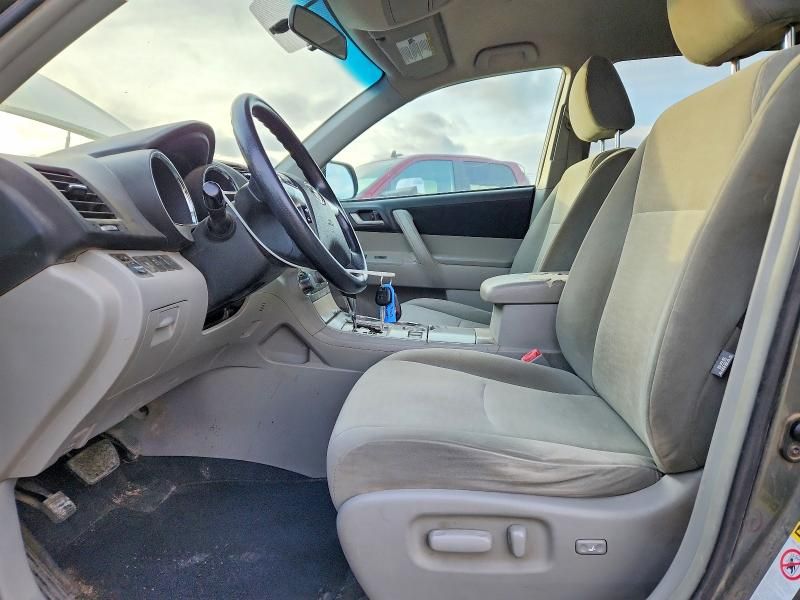 2012 Toyota Highlander Base