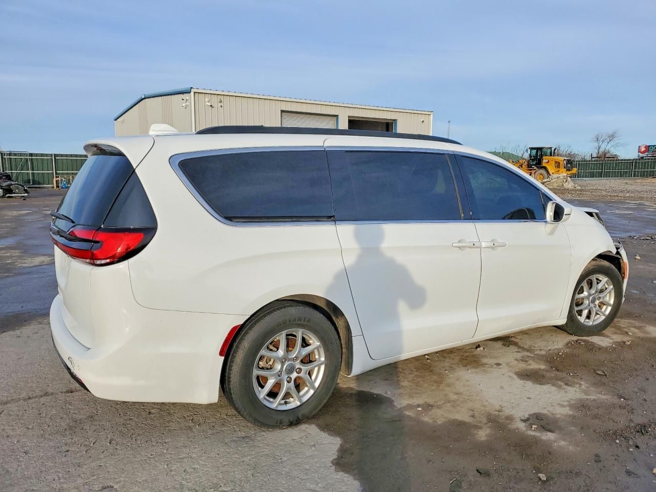 2022 Chrysler Pacifica Touring l