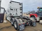 2018 Freightliner Cascadia 126 Semi Truck