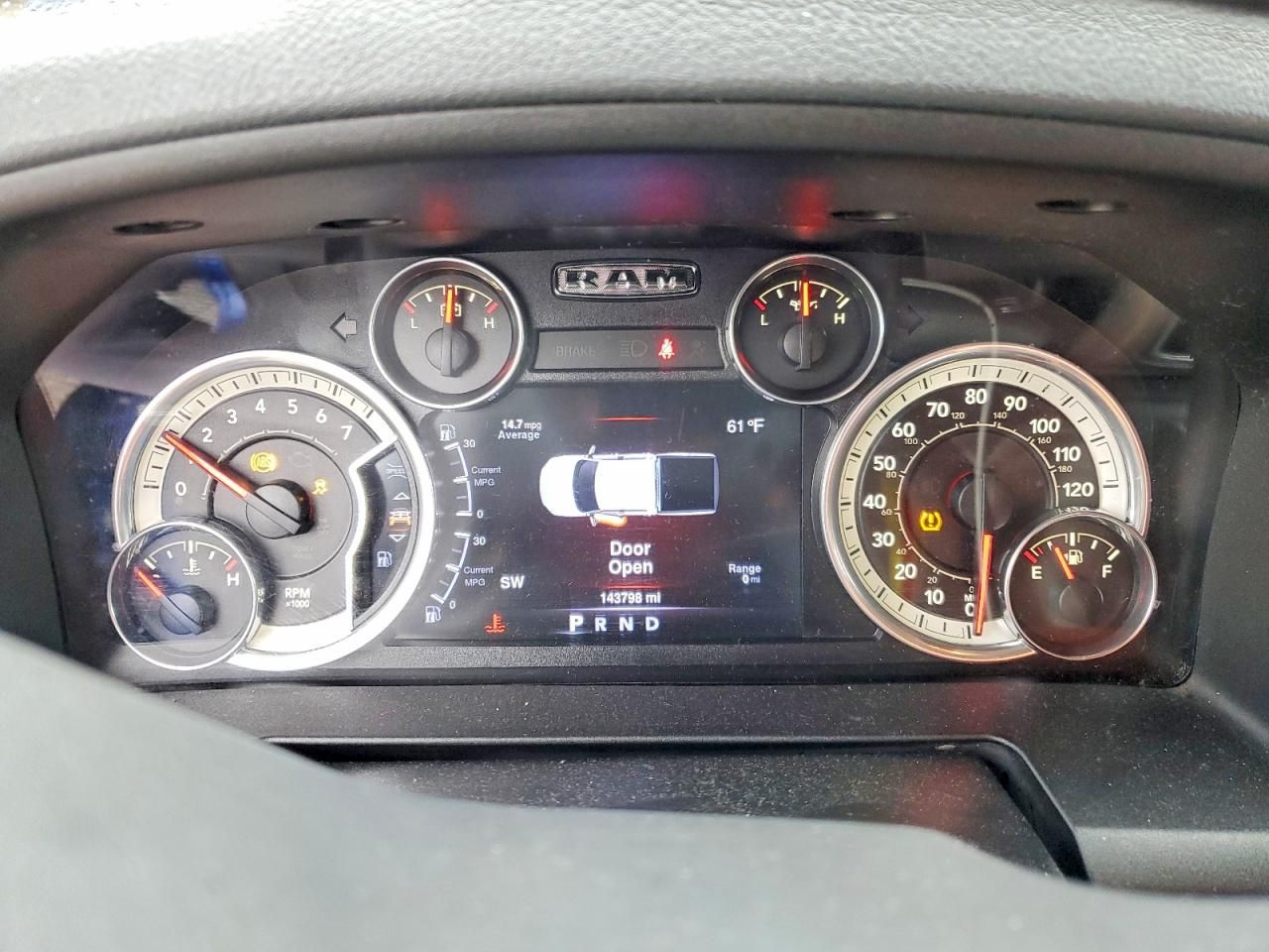 2016 Dodge Ram 1500 slt