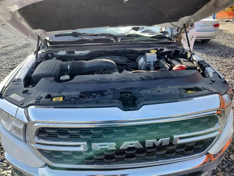 2022 Dodge Ram 1500 big Horn/lone Star