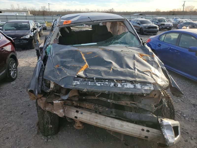 2016 Toyota Tundra Crewmax SR5