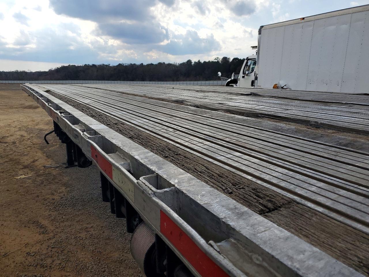 1997 Transcraft Flatbed Trailer