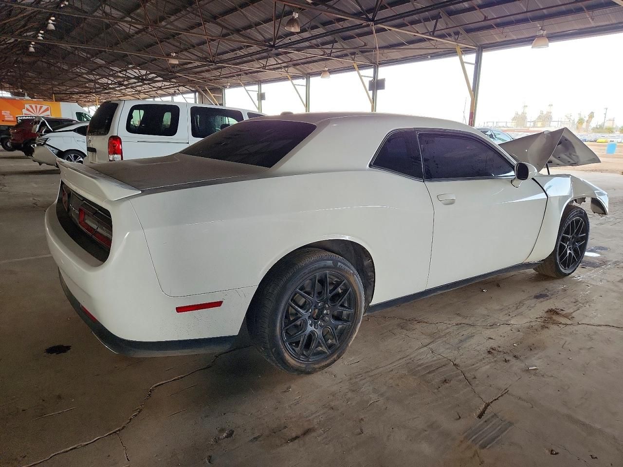 2018 Dodge Challenger sxt