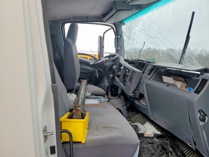 2019 Isuzu Npr hd box Truck