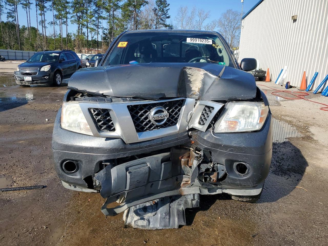 2013 Nissan Frontier SV V6