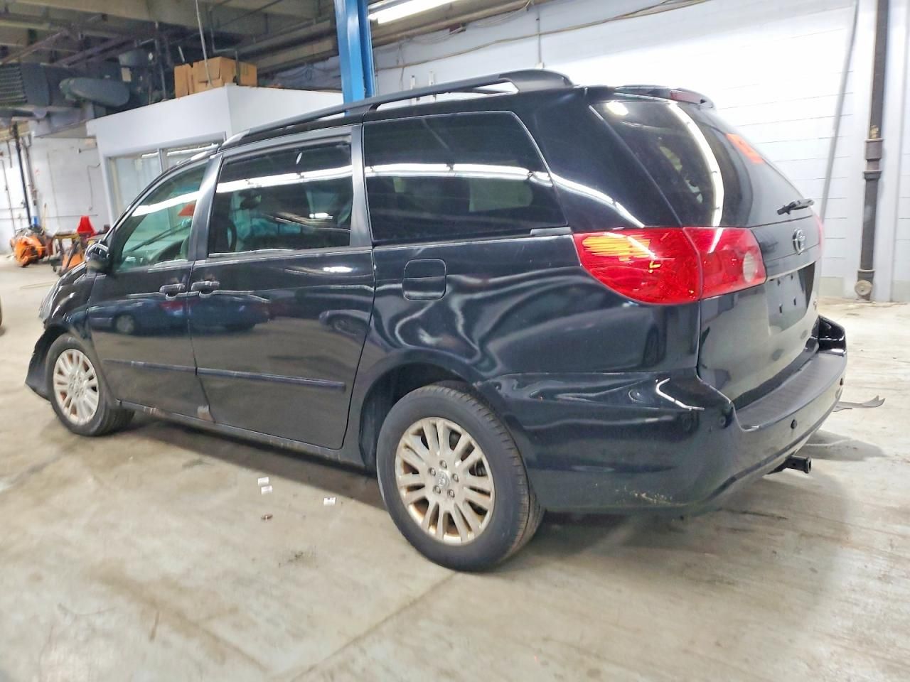 2010 Toyota Sienna xle