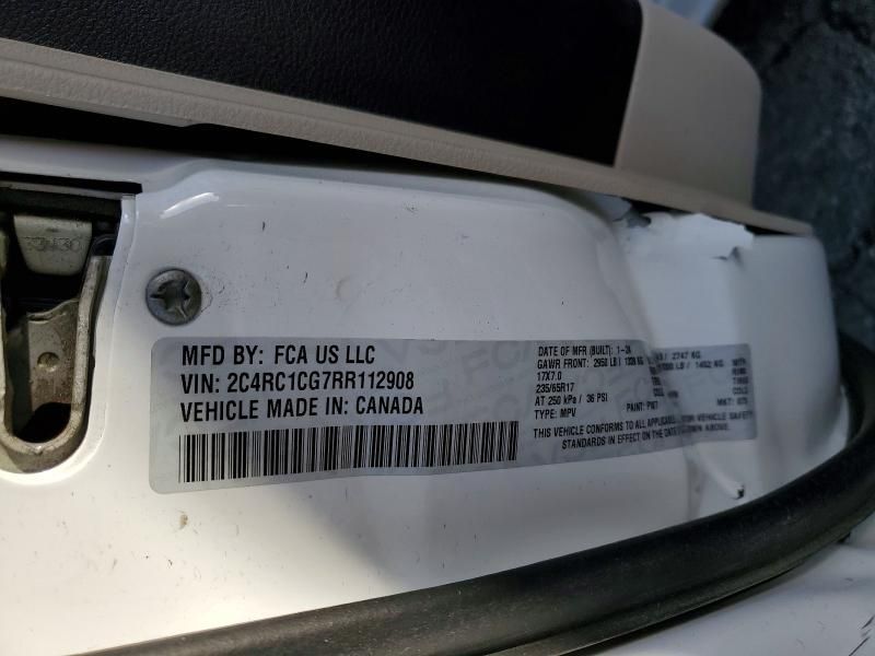 2024 Chrysler Voyager lx