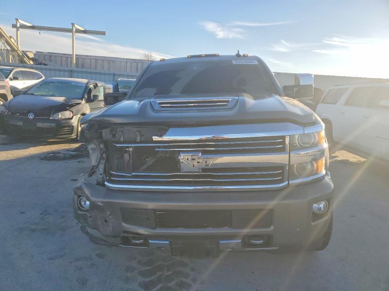2017 Chevrolet Silverado K2500 High Country