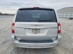 2012 Chrysler Town & Country Touring l