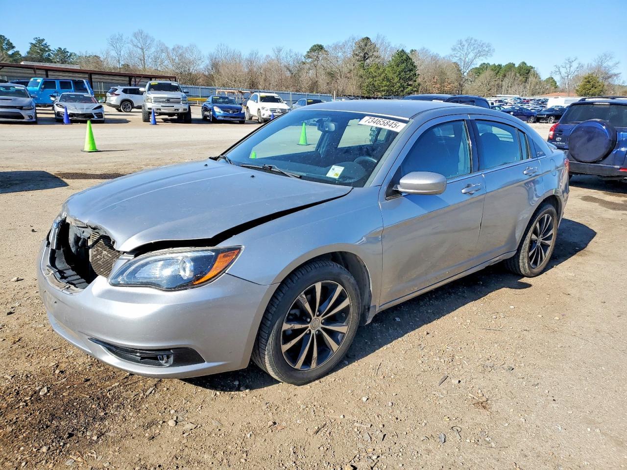 2013 Chrysler 200 Touring