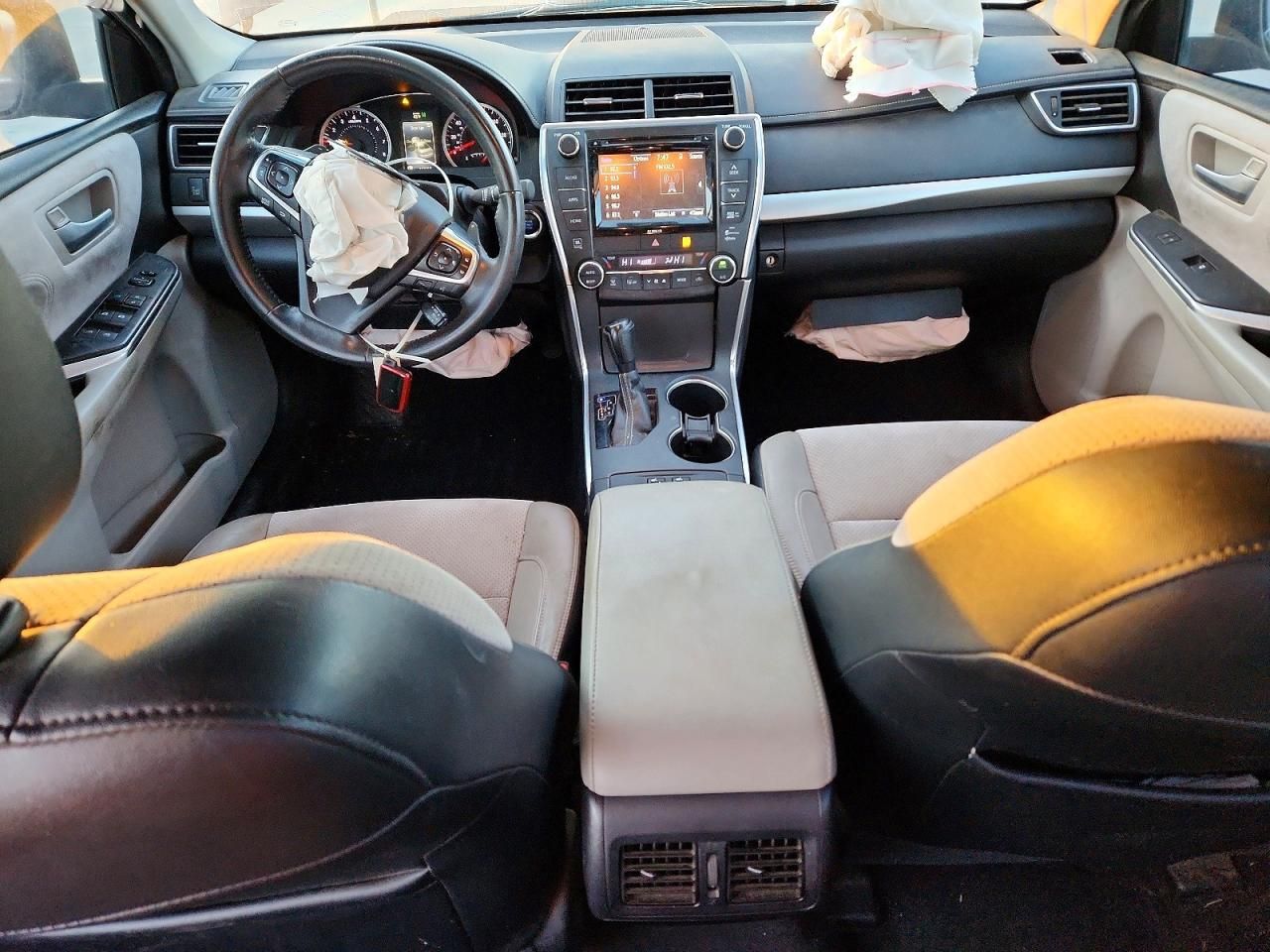 2017 Toyota Camry le