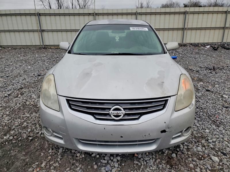 2011 Nissan Altima Base