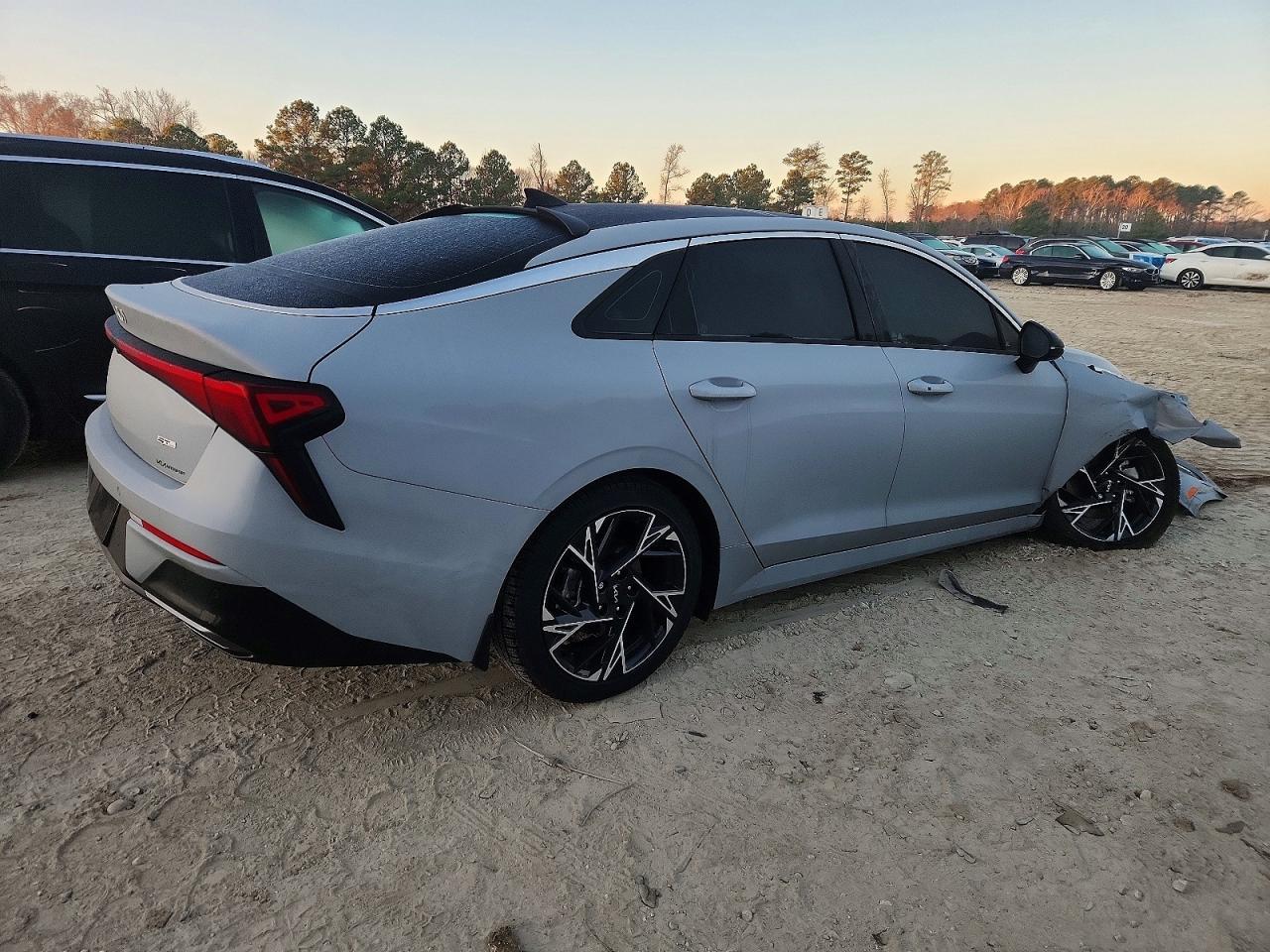 2025 KIA K5