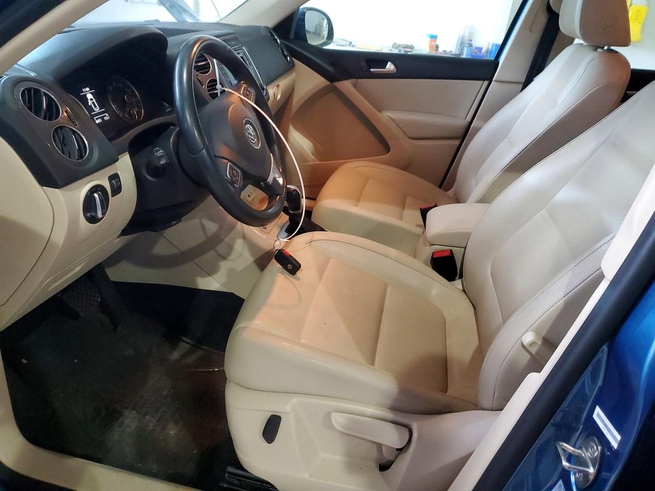 2017 Volkswagen Tiguan s