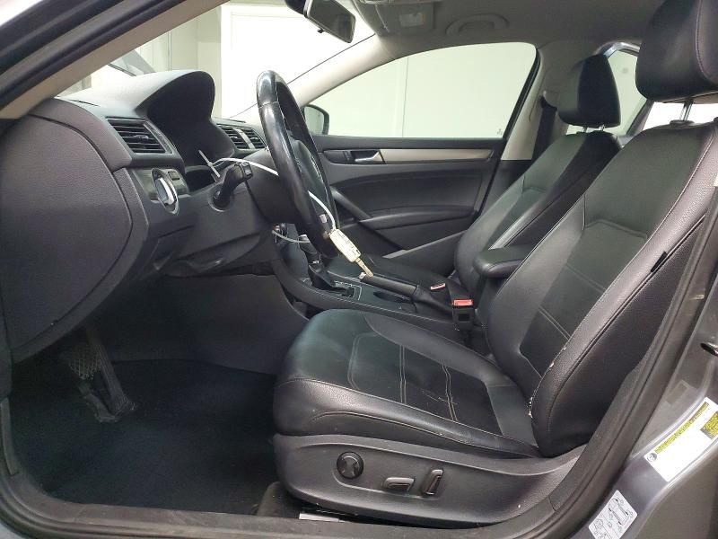 2014 Volkswagen Passat s