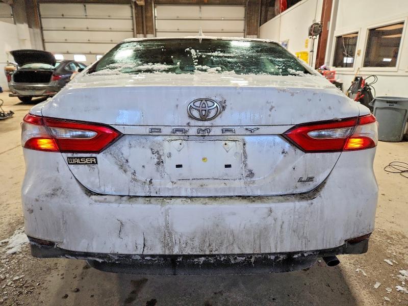 2020 Toyota Camry le