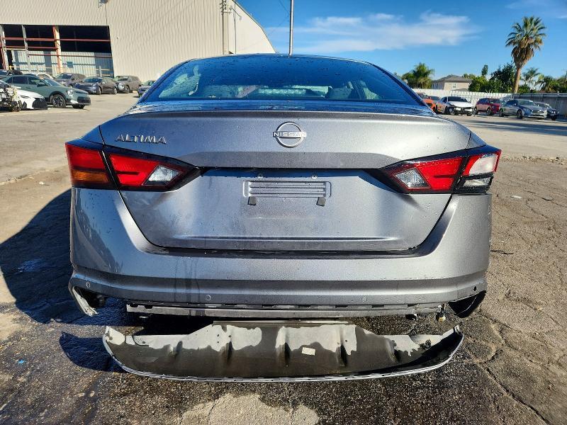 2023 Nissan Altima s