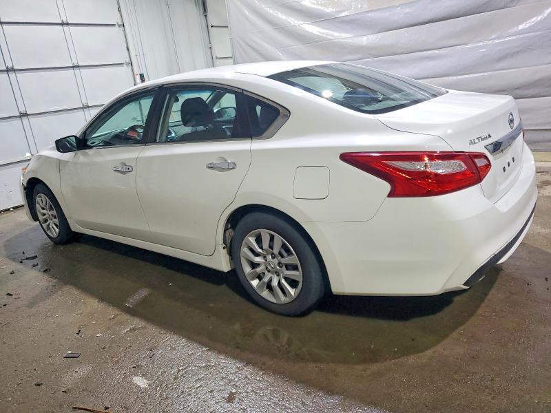 2017 Niss Altima