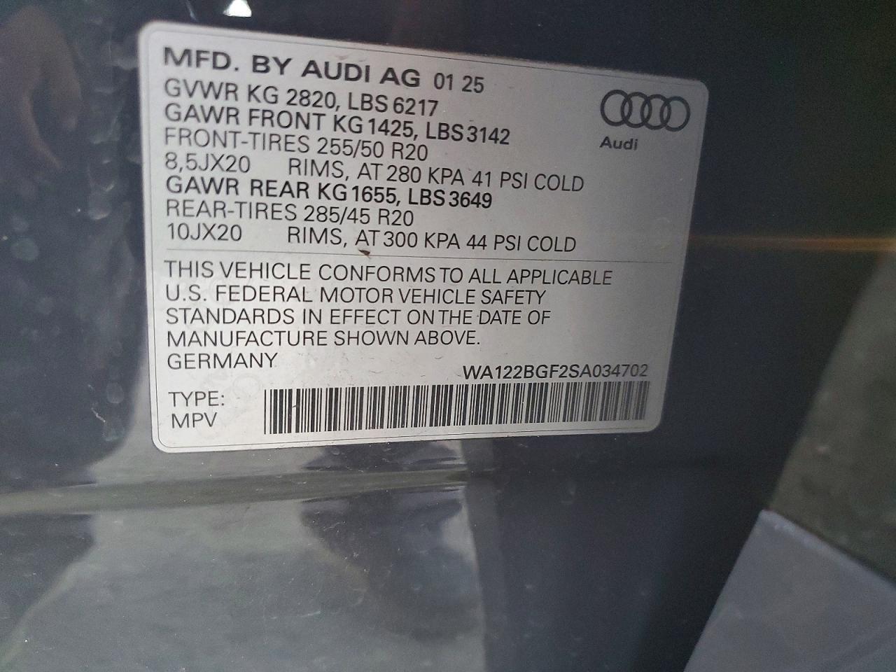 2025 Audi Q6 E-tron Premium Plus