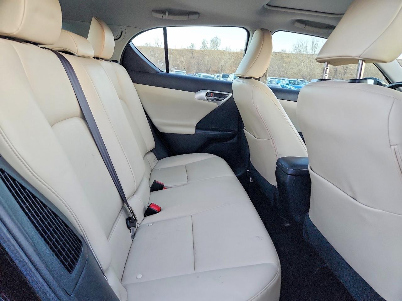 2013 Lexus Ct 200