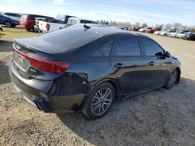 2023 KIA Forte gt Line