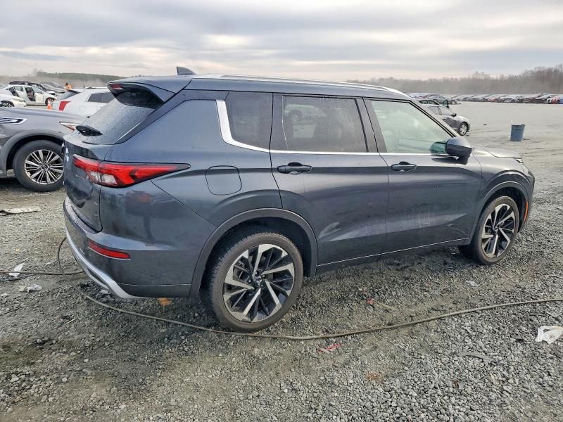 2024 Mitsubishi Outlander sel