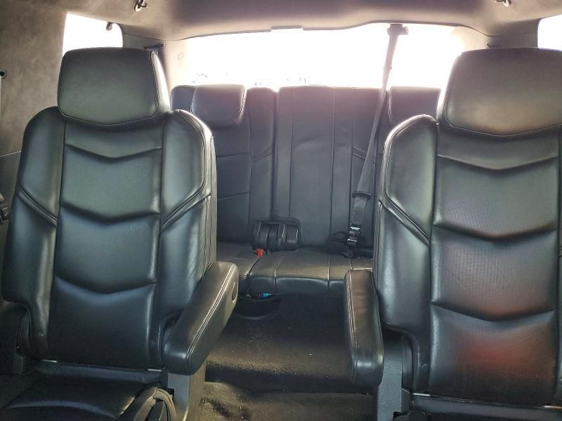 2018 Cadillac Escalade Platinum