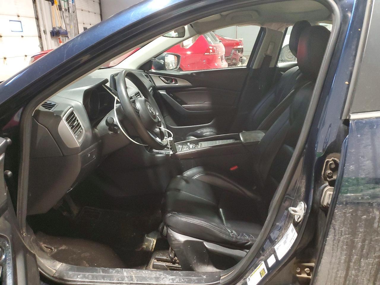 2018 Mazda 3 se