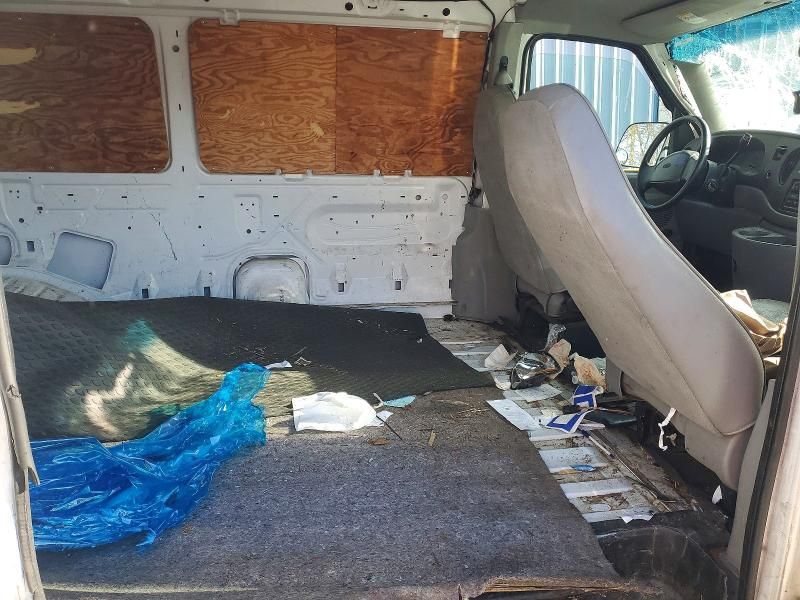 1999 Ford E150 Delivery Van