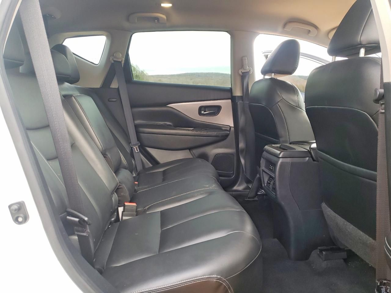 2023 Nissan Murano sv