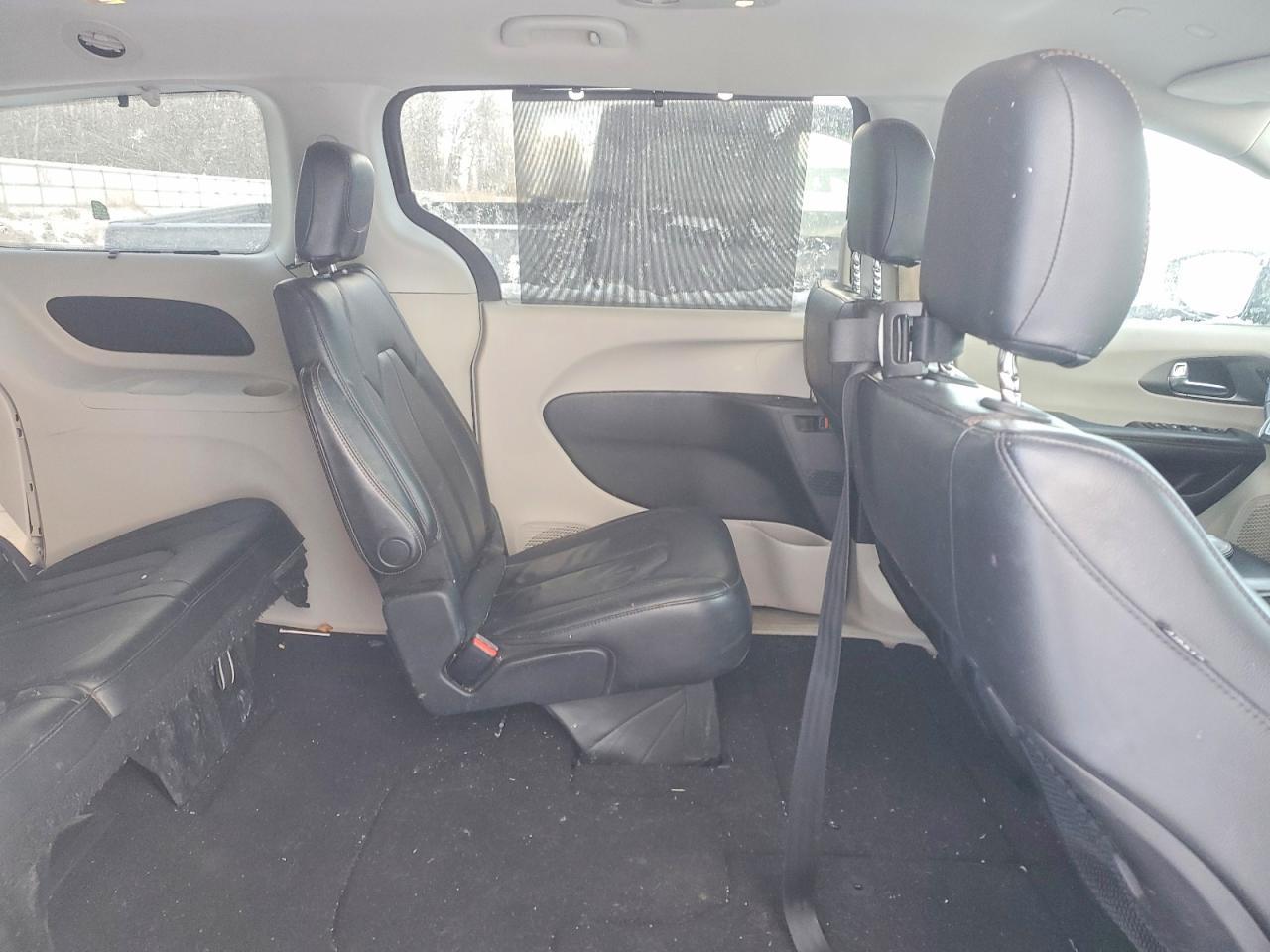 2020 Chrysler Pacifica Touring l