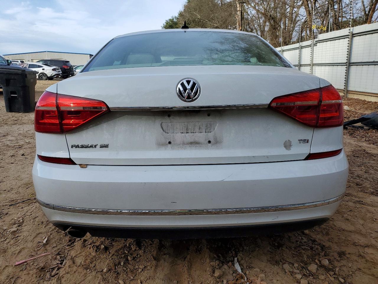 2016 Volkswagen Passat se
