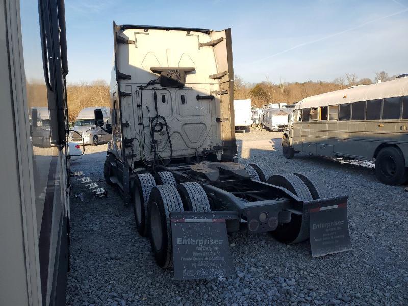 2019 Freightliner Cascadia 125 Semi Truck