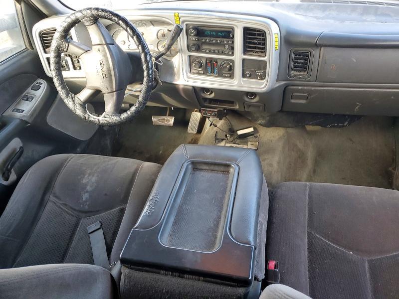 2004 GMC Sierra K2500 Heavy Duty