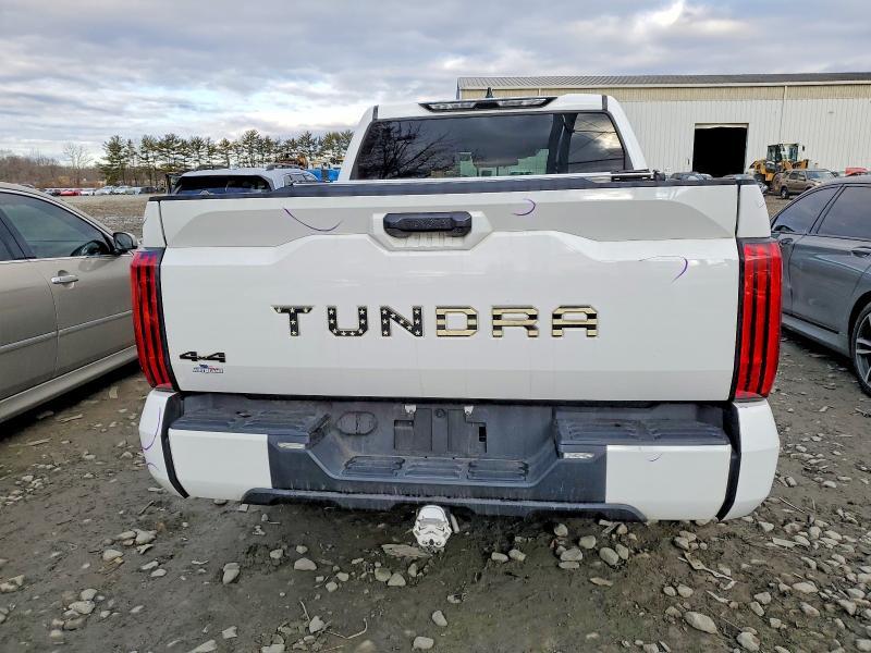 2023 Toyota Tundra Crewmax sr