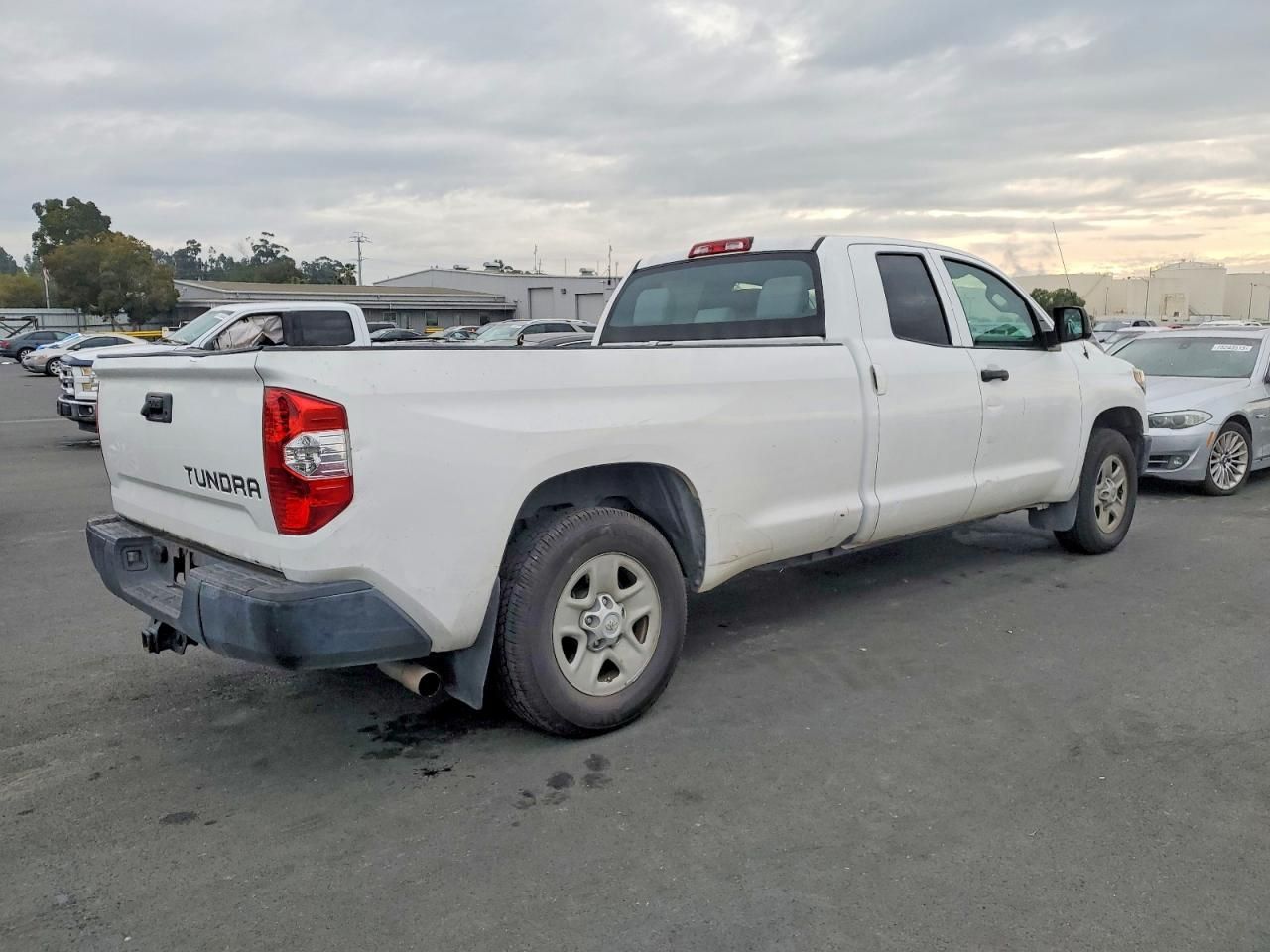 2019 Toyota Tundra Double cab sr