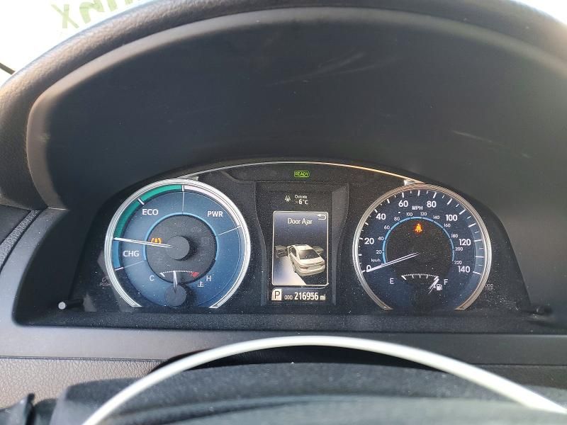 2016 Toyota Camry Hybrid