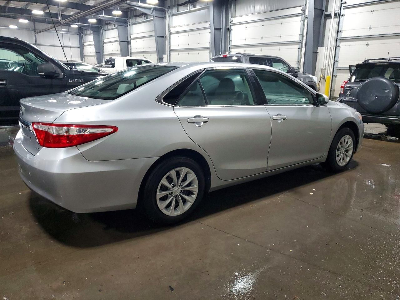 2017 Toyota Camry le