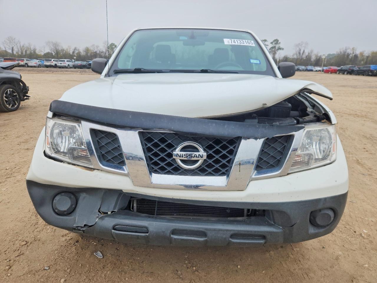 2016 Nissan Frontier s
