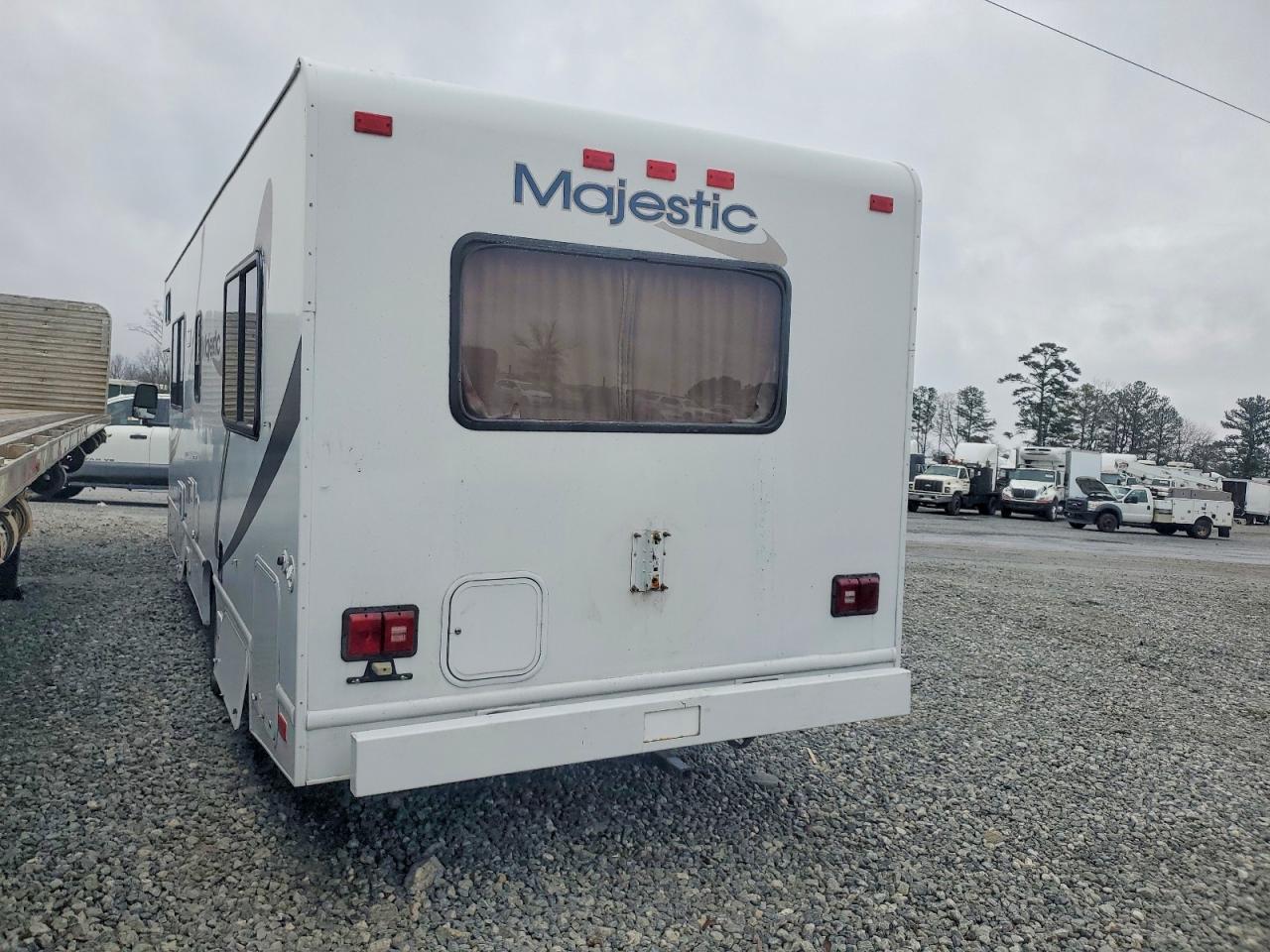 2005 Ford Econoline
