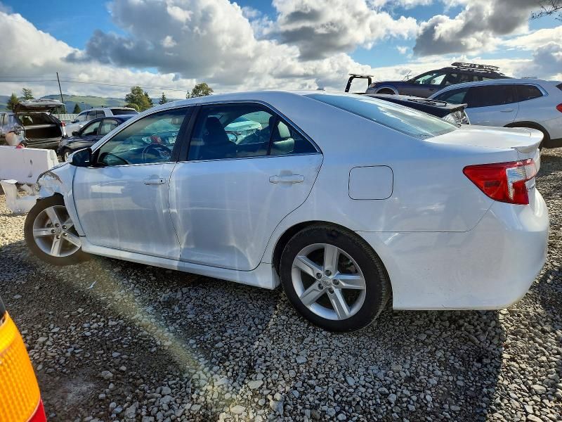 2014 Toyota Camry l