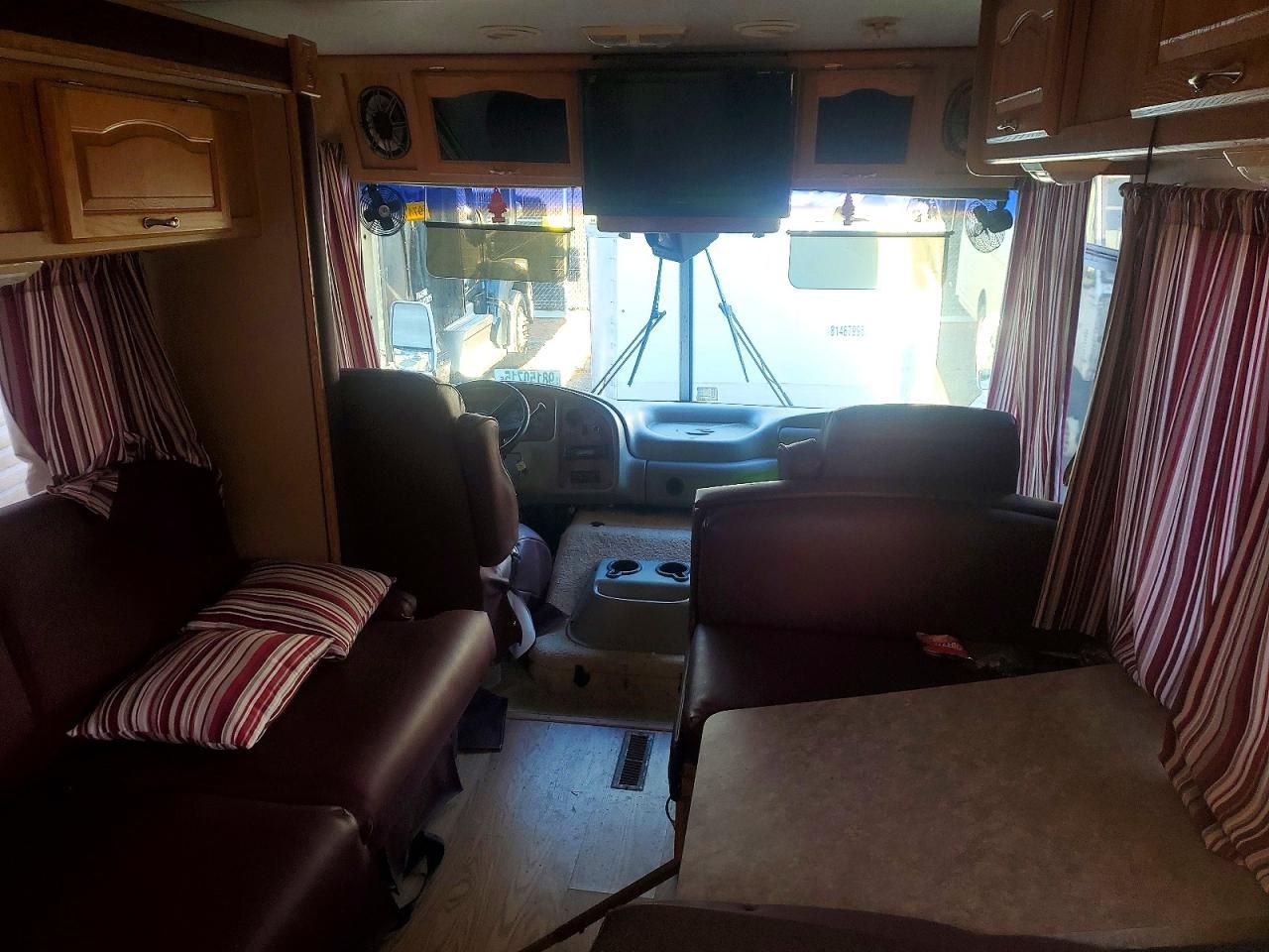 2002 Workhorse Custom Chassis Motorhome Chassis P3500