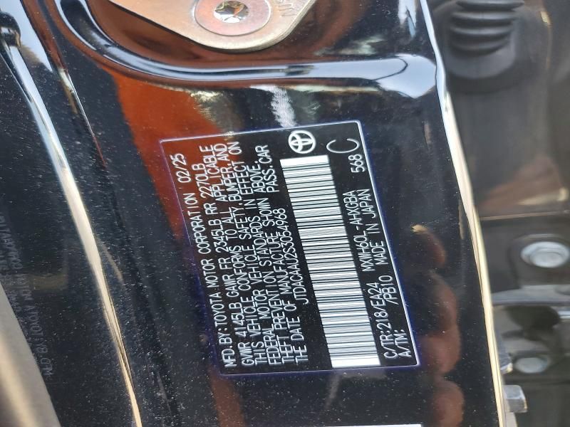 2025 Toyota Prius le