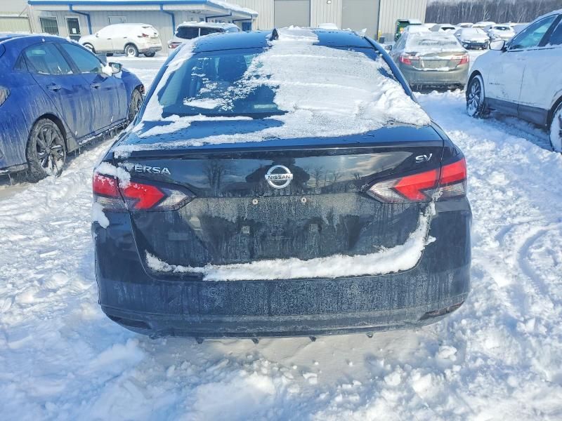 2021 Nissan Versa sv