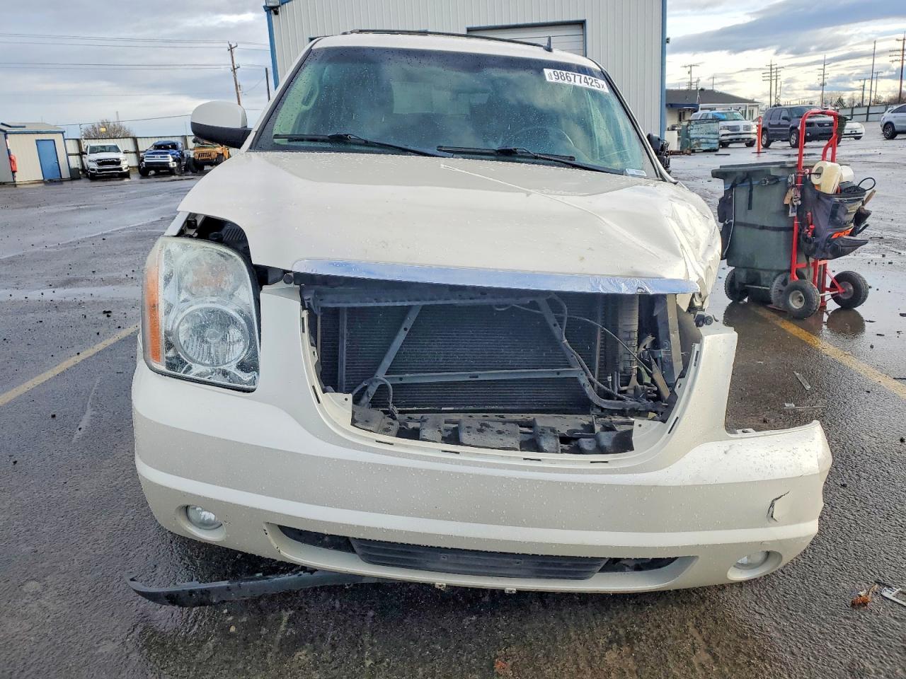 2011 GMC Yukon slt