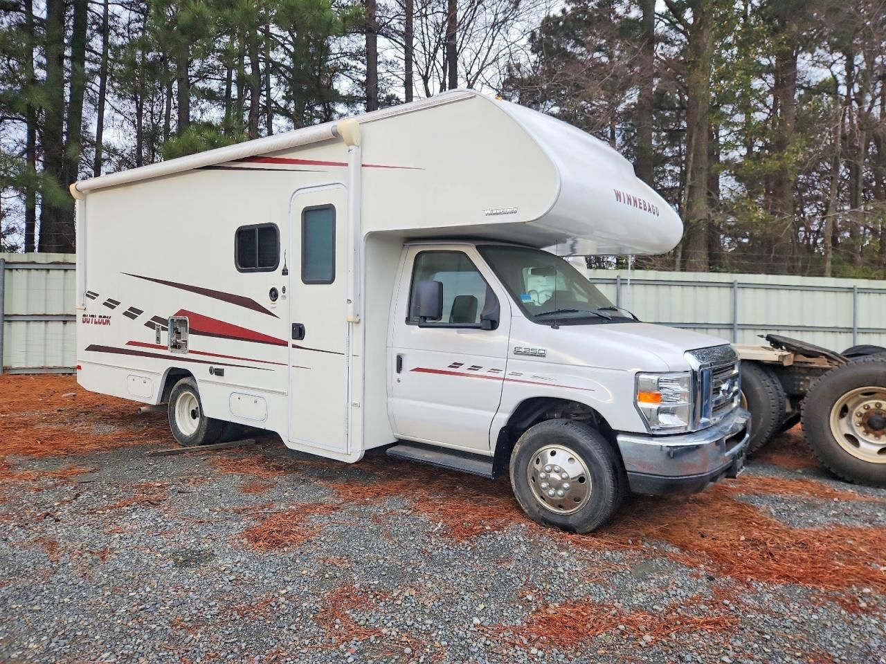 2018 Ford Econoline E100 Van