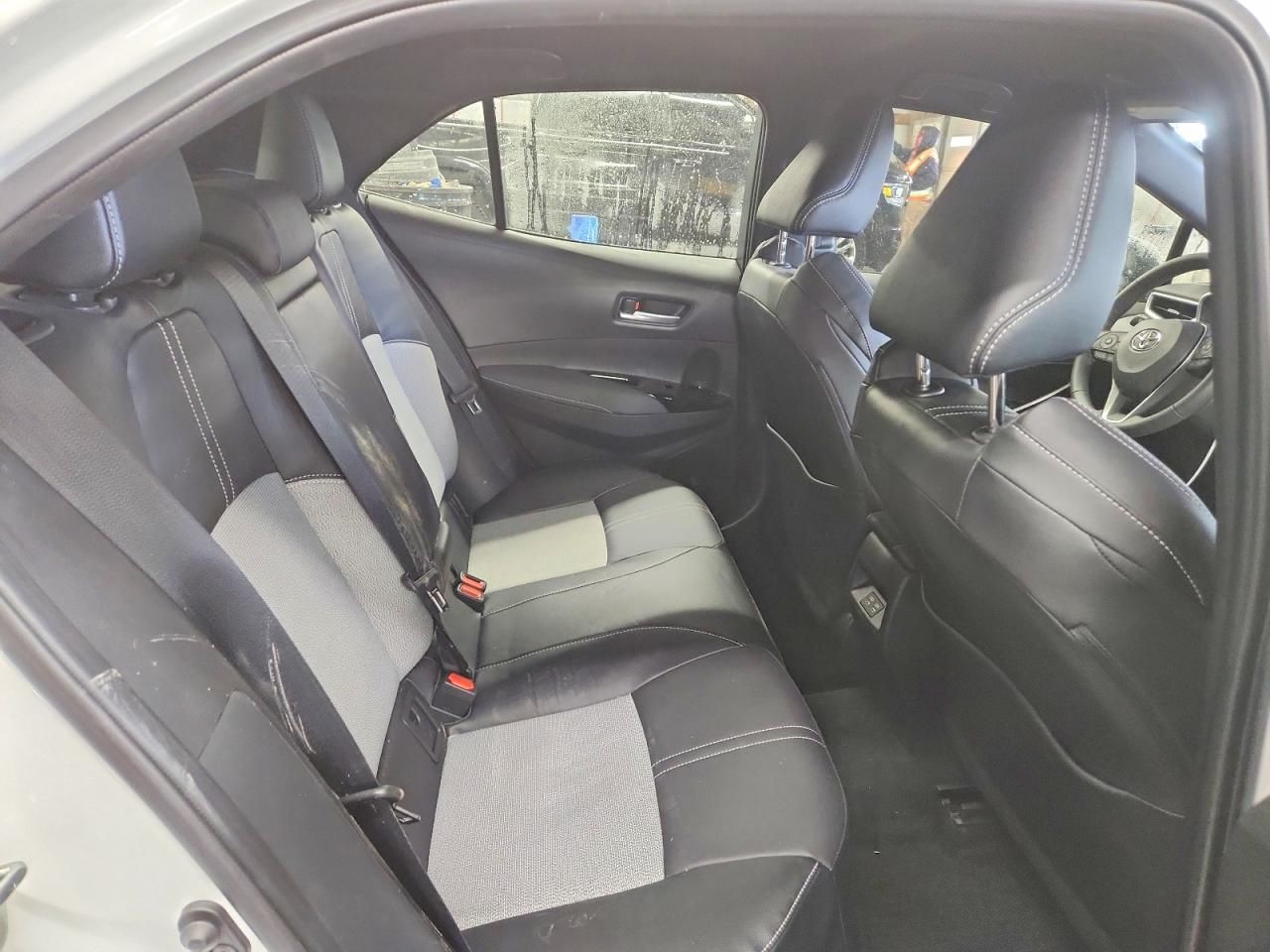 2025 Toyota Corolla Hatchback xse