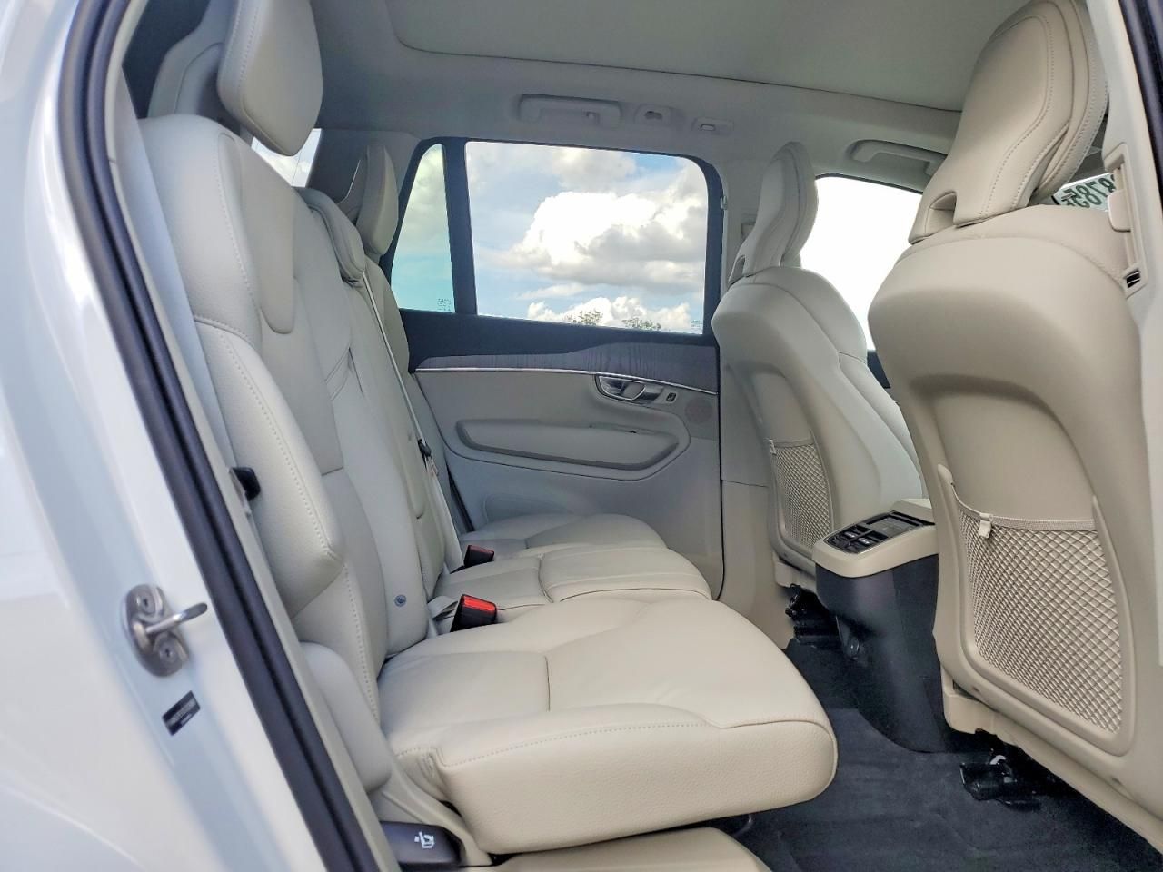 2025 Volvo Xc90 Plus